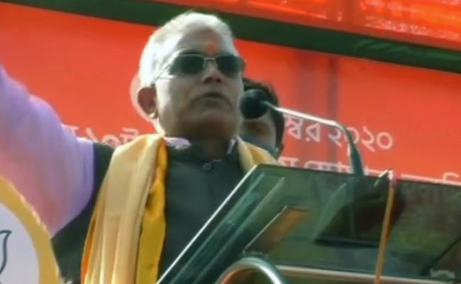 Stones Hurled At Bengal BJP Chief's Convoy, Several Injured