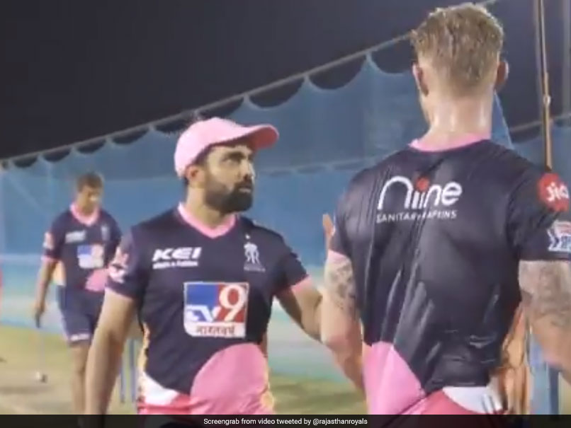 Rajasthan Royals' Fielding Coach Takes On "Off-Spinner" Ben Stokes In Sixes Challenge. Watch Who Wins