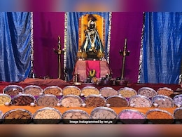 Govardhan Puja 2024: गोवर्धन पूजा में क्यों बनता है अन्नकूट, जानिए इसका क्या है महत्व Govardhan Puja 2024: गोवर्धन पूजा में क्यों बनता है अन्नकूट, जानिए इसका क्या है महत्व