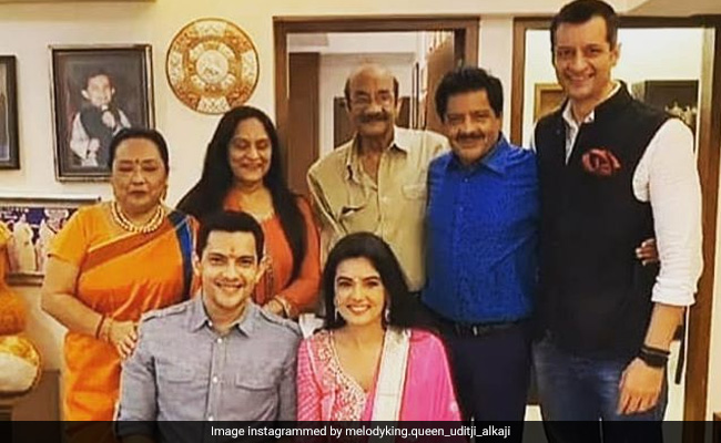 Trending: Pic From Aditya Narayan And Shweta Agarwal's Pre-Wedding Festivities