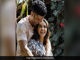 शिबानी दांडेकर ने फरहान अख्तर के साथ स्कूबा डाइविंग करते हुए शेयर की फोटो, एक्टर की बेटी ने यूं दिया रिएक्शन शिबानी दांडेकर ने फरहान अख्तर के साथ स्कूबा डाइविंग करते हुए शेयर की फोटो, एक्टर की बेटी ने यूं दिया रिएक्शन