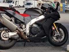 2021 Aprilia RSV4 Test Prototype Spotted With New Design