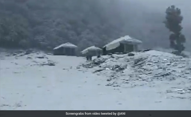 Upper Himalayan Areas In Uttarakhand Receive Season's First Snowfall
