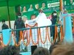 Nitish Kumar Faces Onion Attack At Bihar Rally, Says 'Keep Throwing' Nitish Kumar Faces Onion Attack At Bihar Rally, Says 'Keep Throwing'