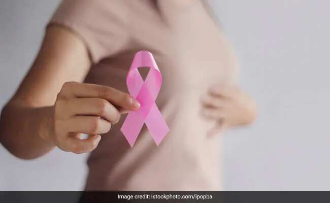 Metastatic Breast Cancer: मेटास्टैटिक ब्रेस्ट कैंसर सर्वाइवर इस मॉर्निंग रुटीन से करें अपने दिन की शुरुआत