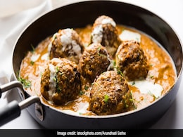 Arbi Ke Kofte: नवरात्रि में झटपट बनाएं चटपटे और क्रिस्पी अरबी के कोफ्ते, यहां देखें रेसिपी Arbi Ke Kofte: नवरात्रि में झटपट बनाएं चटपटे और क्रिस्पी अरबी के कोफ्ते, यहां देखें रेसिपी