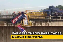 Farmers March To Delhi Defying Barricades, Tear Gas, Water Cannons Farmers March To Delhi Defying Barricades, Tear Gas, Water Cannons
