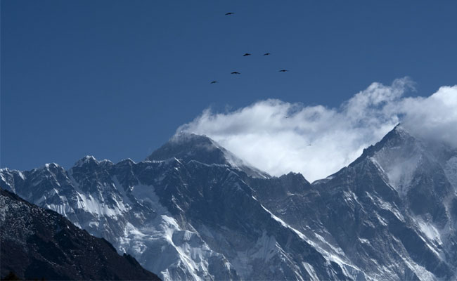 Nepal Bans 3 Indian Climbers For 6 Years For Fake Everest Summit: Report
