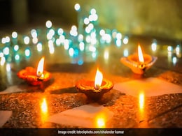 Choti Diwali 2023 : आज है छोटी दिवाली, पूजा का मुहूर्त जानें यहां और बड़ी दिवाली से क्यों अलग है ये दिन Choti Diwali 2023 : आज है छोटी दिवाली, पूजा का मुहूर्त जानें यहां और बड़ी दिवाली से क्यों अलग है ये दिन