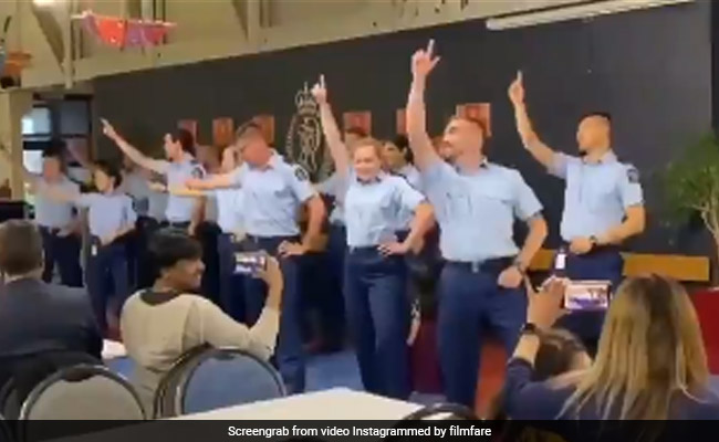 Newzealand Police ने बादशाह के गाने 'कर गई चुल' पर यूं किया धमाकेदार डांस, खूब धूम मचा रहा है Video
