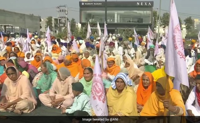Punjab Farmers Block Delhi-Amritsar Highway To Protest Against Farm Laws