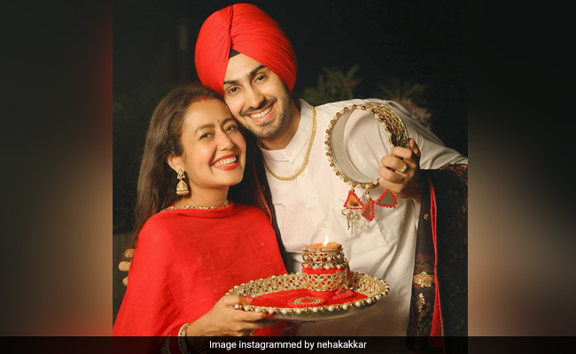 Neha Kakkar And Rohanpreet Singh Can't Stop Smiling In Pics From First Karwa Chauth