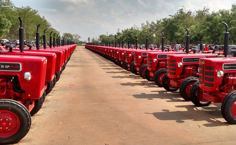 Tractor Sales June 2021: Mahindra's Farm Equipment Sector Sells 46,875 Tractors In The Domestic Mark Tractor Sales June 2021: Mahindra's Farm Equipment Sector Sells 46,875 Tractors In The Domestic Mark