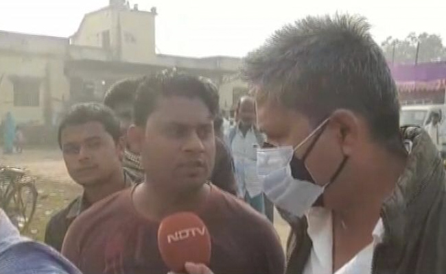 "बदलाव चाहते हैं हम, यहां न सरकारी अस्पताल और न रेलवे लाइन" : एनडीटीवी से बोले मधुबनी के वोटर