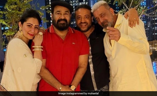 Trending: Pics Of Mohanlal Celebrating Diwali With Sanjay Dutt And Maanayata In Dubai
