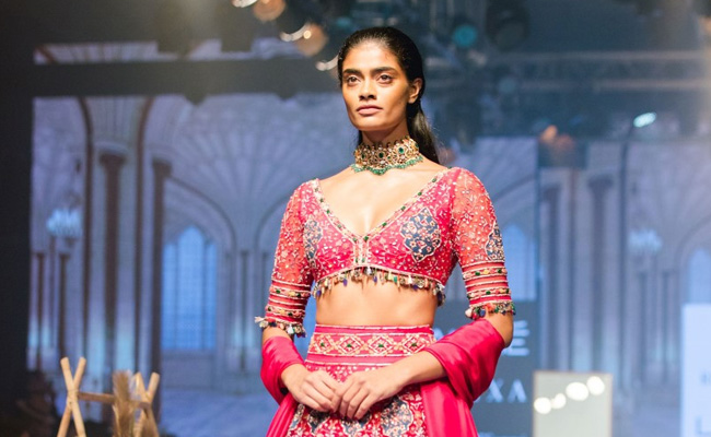 10 Top <i>Lehengas</i> Of 2020 For Women To Pick For Bridal And Festive Season