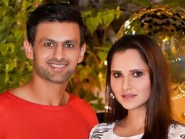 Sania Mirza Rings In Her Birthday With This Flowery, Pretty-Looking Cake - See Pics