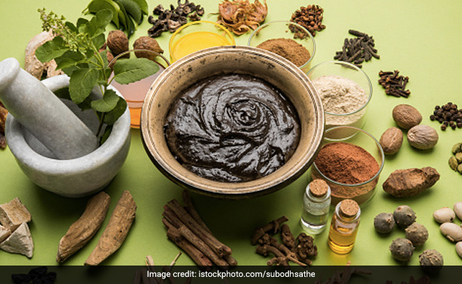 National Ayurveda Day 2025: 10वें राष्ट्रीय आयुर्वेद दिवस पर CM मोहन की सौगात; MP के सभी जिलों में हेल्पलाइन