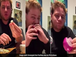 Viral Now: Covid Patient Loses Taste, Eats Raw Onion And Garlic On Video To Prove It Viral Now: Covid Patient Loses Taste, Eats Raw Onion And Garlic On Video To Prove It