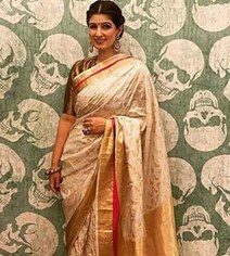 Called 'Twinkle Bomb', Twinkle Khanna Shuts Down Trolls And How Called 'Twinkle Bomb', Twinkle Khanna Shuts Down Trolls And How