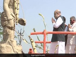 पश्चिम बंगाल में अमित शाह ने जिस मूर्ति पर चढ़ाए फूल, उस पर छिड़ा विवाद, TMC ने बताया बाहरी पश्चिम बंगाल में अमित शाह ने जिस मूर्ति पर चढ़ाए फूल, उस पर छिड़ा विवाद, TMC ने बताया बाहरी