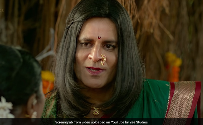 <i> Suraj Pe Mangal Bhari</i> Review: With Manoj Bajpayee And Diljit Dosanjh's Buoyant Performances, It Is Mildly Chucklesome