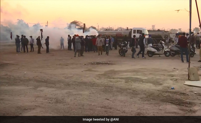 विरोध मार्च: हरियाणा में 'संघर्ष' के बाद किसानों के विरोध का नया केंद्र बना बुराड़ी का निरंकारी मैदान