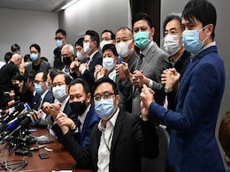 All Hong Kong Pro-Democracy Lawmakers Say Will Resign "En Masse" All Hong Kong Pro-Democracy Lawmakers Say Will Resign "En Masse"
