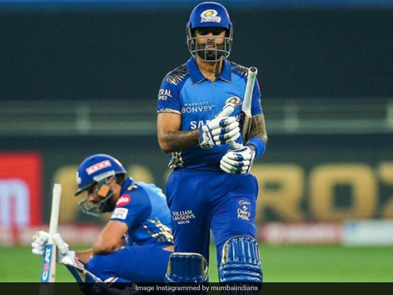 IPL 2020 Final: Suryakumar Yadav Sacrifices His Wicket For Rohit Sharma, Fans Hail MI Batsman's Selfless Act. Watch