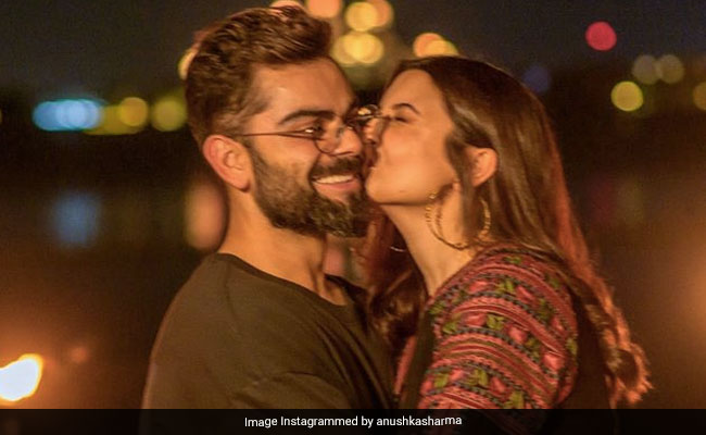 The Perfect End To Virat Kohli's Birthday - A Kiss From Anushka Sharma