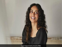 Manushi Chhillar's Casual Black Dress Is A Work From Home Essential Manushi Chhillar's Casual Black Dress Is A Work From Home Essential