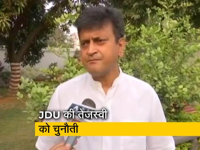 JDU नेता अजय आलोक की तेजस्वी को चुनौती- हिम्मत है तो इस्तीफा दें