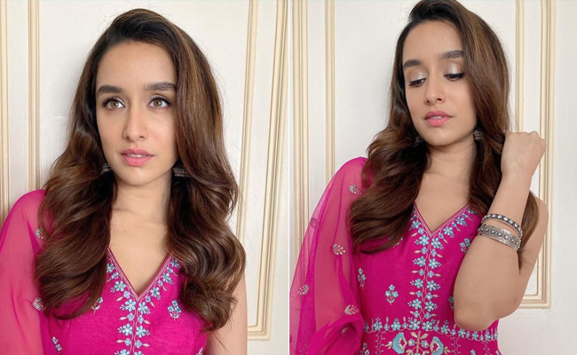 Shraddha Kapoor Sets Dreamy Festive Fashion Goals In A Pink Suit And Wavy Hairstyle