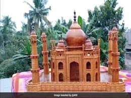 एक छत के नीचे सात अजूबे : कलाकार ने लकड़ी से बनाई शानदार कलाकृतियां, खूब हो रही वाहवाही एक छत के नीचे सात अजूबे : कलाकार ने लकड़ी से बनाई शानदार कलाकृतियां, खूब हो रही वाहवाही