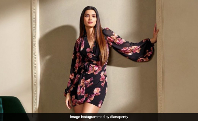 Diana Penty Struts Into Autumn Looking Absolutely Gorgeous In Dark Florals