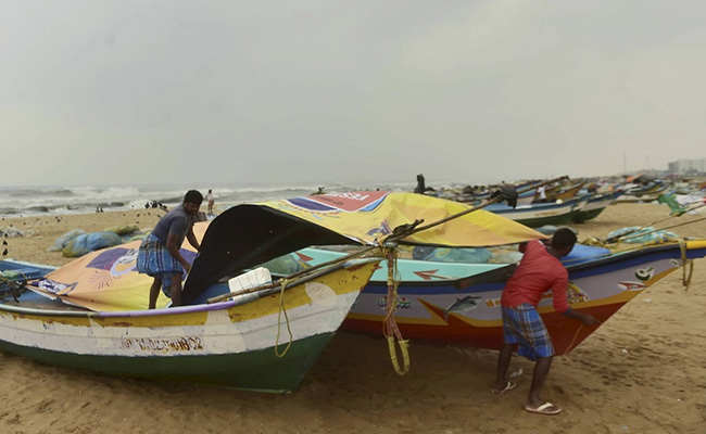 Cyclone Nivar Live Updates: "Nivar" Crosses Coast Near Puducherry, Weakens Into Severe Cyclonic Storm