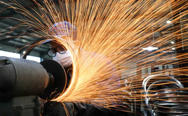 Economic Survey 2021 : सरकार ने कहा, इस साल का आर्थिक सर्वेक्षण कोरोना योद्धाओं के लिए