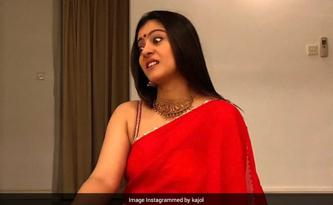 Karwa Chauth 2020: BRB, Busy Laughing At Kajol's Caption For These "Hunger Games Series" Pics