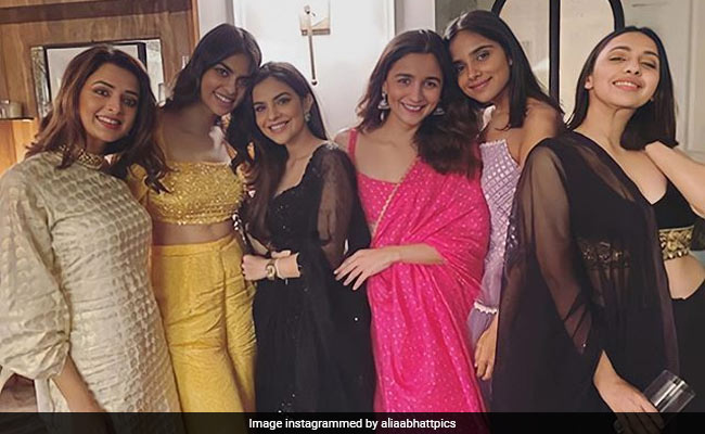 Diwali 2020: Pretty In Pink, Alia Bhatt Was The Sparkle And Shine Of This Party. Pics Here