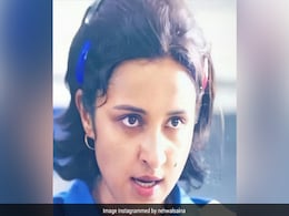 साइना नेहवाल ने अपनी बायोपिक में परिणीति चोपड़ा का लुक किया शेयर, लिखा- बिल्कुल मेरी तरह...देखें Photo साइना नेहवाल ने अपनी बायोपिक में परिणीति चोपड़ा का लुक किया शेयर, लिखा- बिल्कुल मेरी तरह...देखें Photo