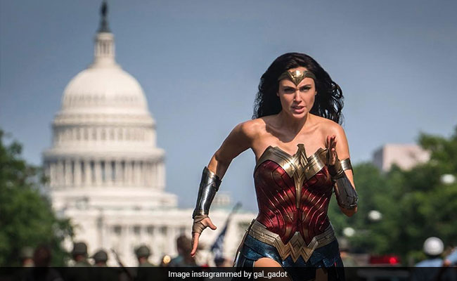 Gal Gadot's <i>Wonder Woman 1984</i> To Premiere On HBO Max And In Theatres On Christmas
