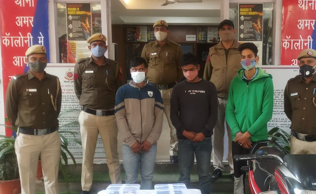 एक महिला पत्रकार और पूर्व डीजीपी की पत्नी से झपटमारी करने वाले दबोचे गए