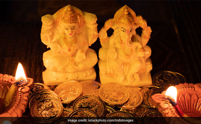 Dhanteras 2020: All That Glitters Are These Gold Bars And Coins At Up To 25% Off