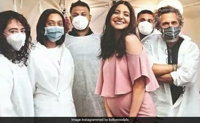 Mom-To-Be Anushka Sharma's Day At Work Looks Like This. See Trending Pic