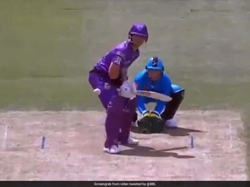 Watch: D'Arcy Short Tears Into Rashid Khan In Blistering Knock During BBL 2020 Match