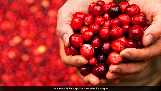 9 Amazing Benefits of Cranberry: Powerhouse of Antioxidants, Heart Healthy and More