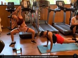 Sara Ali Khan ने अपना जिम वीडियो किया शेयर, यूं वर्कआउट करती आईं नजर- देखें Video Sara Ali Khan ने अपना जिम वीडियो किया शेयर, यूं वर्कआउट करती आईं नजर- देखें Video