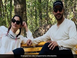 Ankita Lokhande ने शेयर की गोवा टूर की Photos, बॉयफ्रेंड विक्की जैन और परिवार के साथ यूं पोज करती आईं नजर Ankita Lokhande ने शेयर की गोवा टूर की Photos, बॉयफ्रेंड विक्की जैन और परिवार के साथ यूं पोज करती आईं नजर