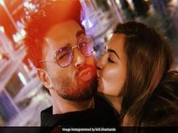 "You Are One In A Billion": Kriti Kharbanda's Birthday Wish For Boyfriend Pulkit Samrat "You Are One In A Billion": Kriti Kharbanda's Birthday Wish For Boyfriend Pulkit Samrat