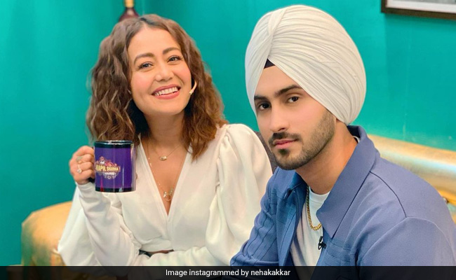 नेहा और रोहनप्रीत पहुंचे 'द कपिल शर्मा शो' तो म्यूजिक डायरेक्टर बोले- अक्टूबर से सेलिब्रेशन चल ही रहा है...